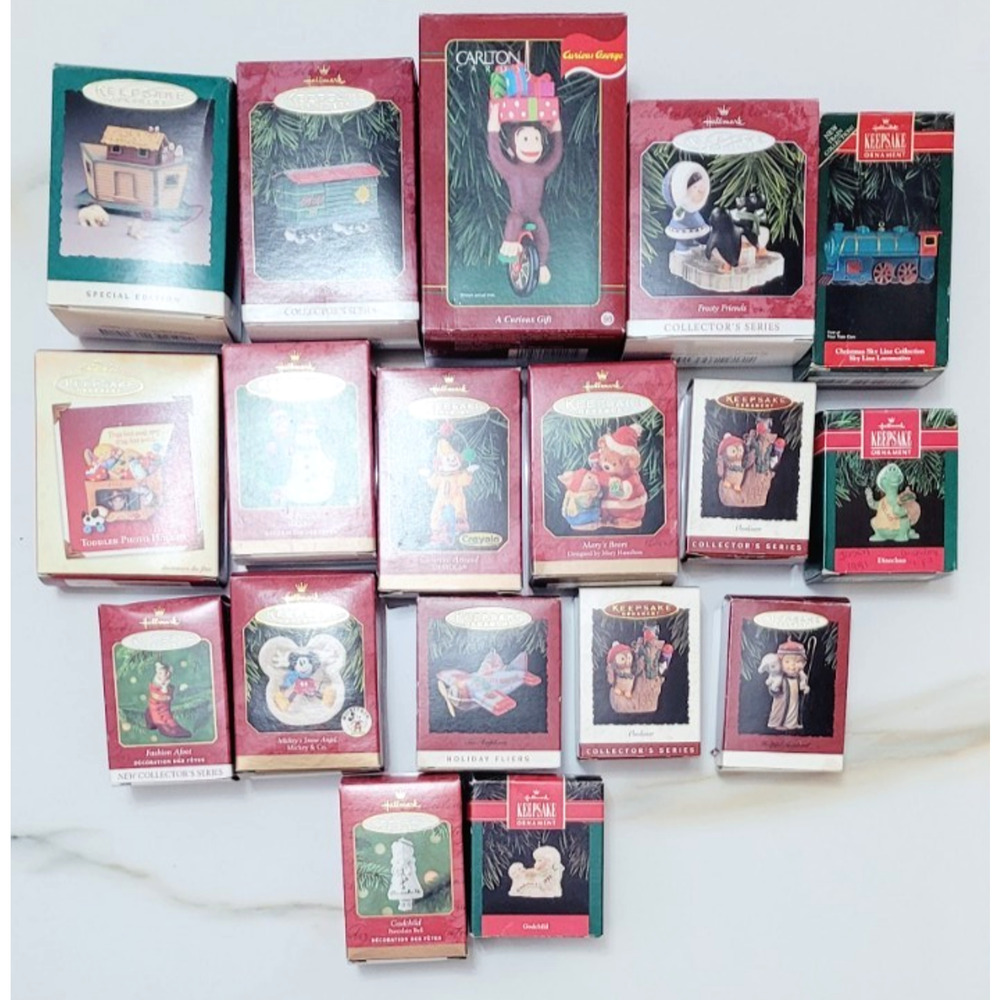ORNAMENTS CHRISTMAS HALLMARK 1991 to 2002 SOME COLLECTORS LOT 18